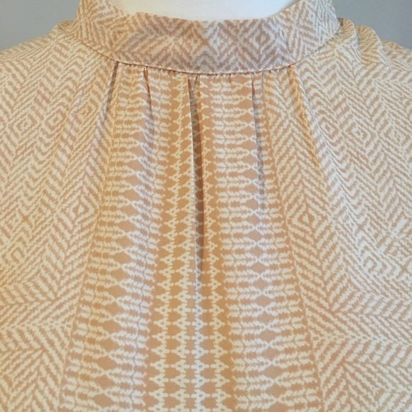 NWT Sleeveless Choker Blouse - M - Picture 3 of 4